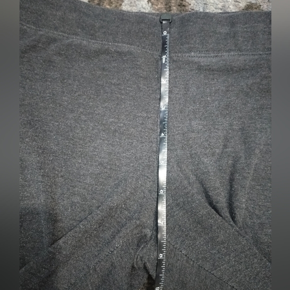 Aeropostale Gray Mid Rise Leggings sz M - Picture 9 of 10